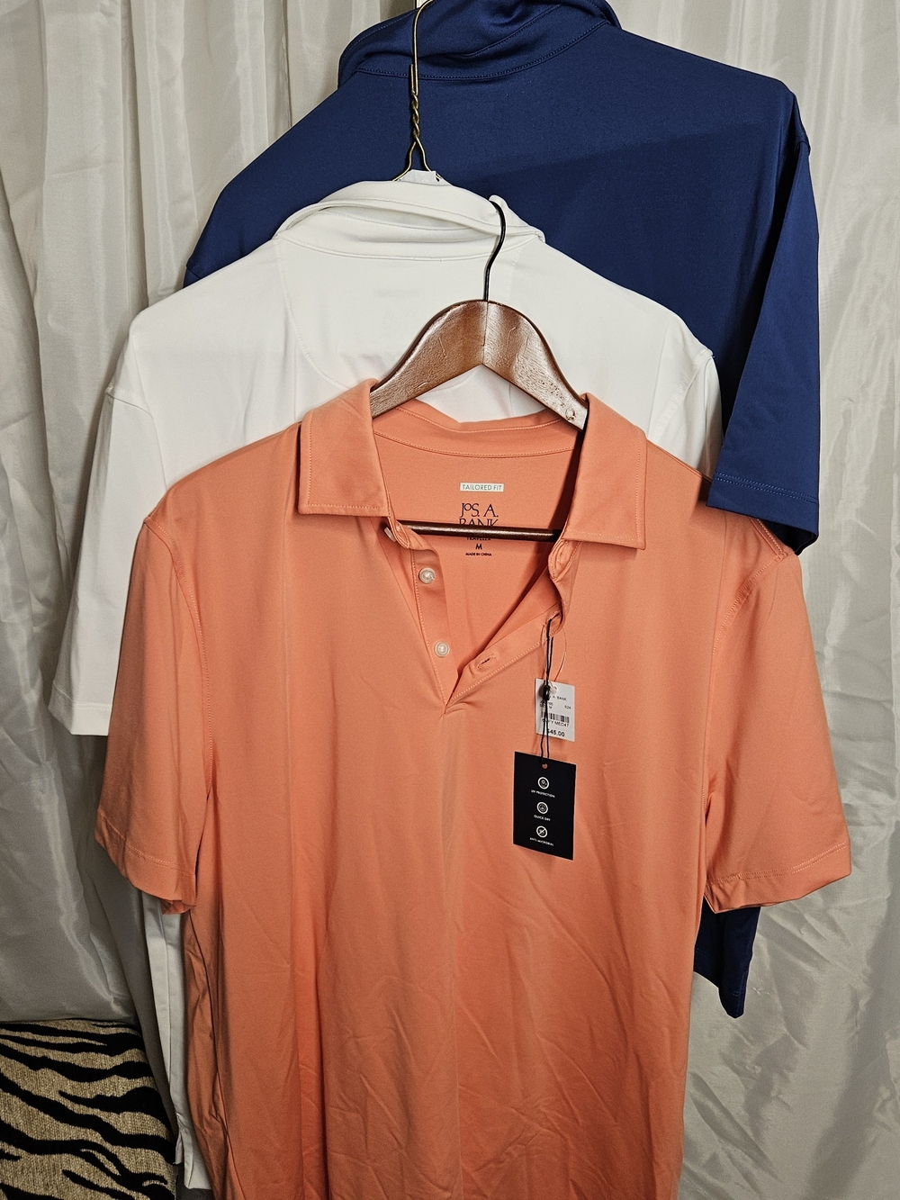 Jos. A. Bank Coral, Black,Navy & White 4 Pack Polo Set. M
